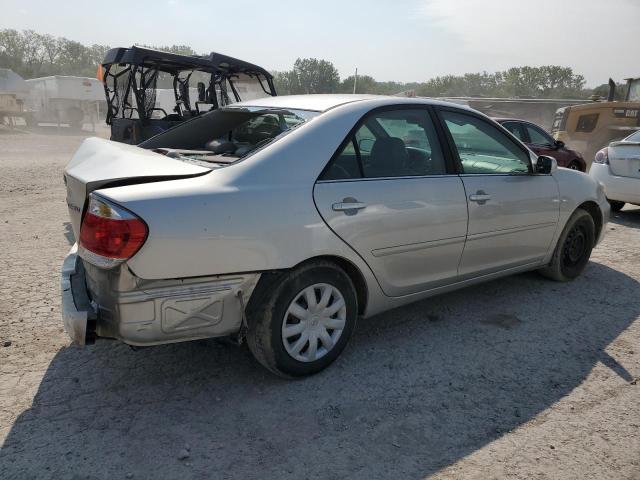 4T1BE32K95U591449 - 2005 TOYOTA CAMRY AUTO LE SILVER photo 3