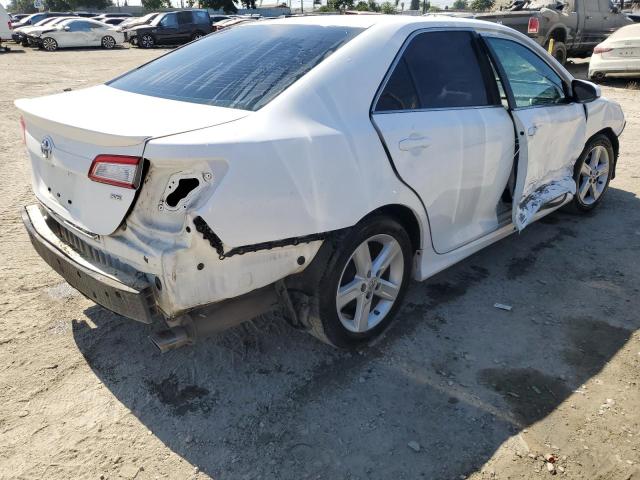 4T1BF1FK2CU141585 - 2012 TOYOTA CAMRY BASE თეთრი ფოტო 3