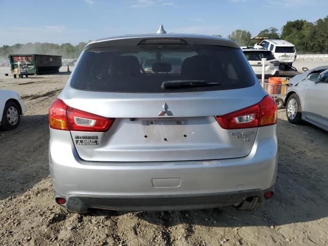 JA4AP3AW6HZ048236 - 2017 MITSUBISHI OUTLANDER ES SILVER photo 6