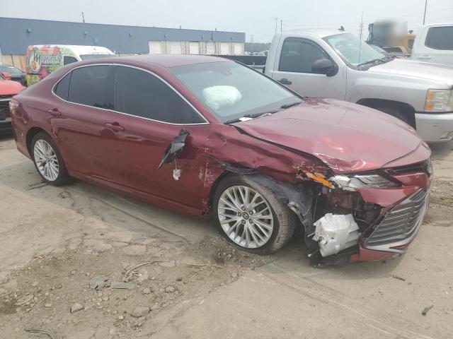 4T1B11HK7JU550190 - 2018 TOYOTA CAMRY L BURGUNDY photo 4