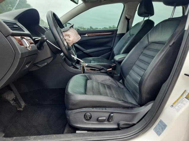 1VWCN7A38DC114586 - 2013 VOLKSWAGEN PASSAT SEL თეთრი ფოტო 7