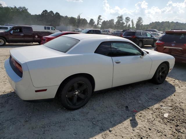 2B3CJ4DG6BH505159 - 2011 DODGE CHALLENGER WHITE photo 3