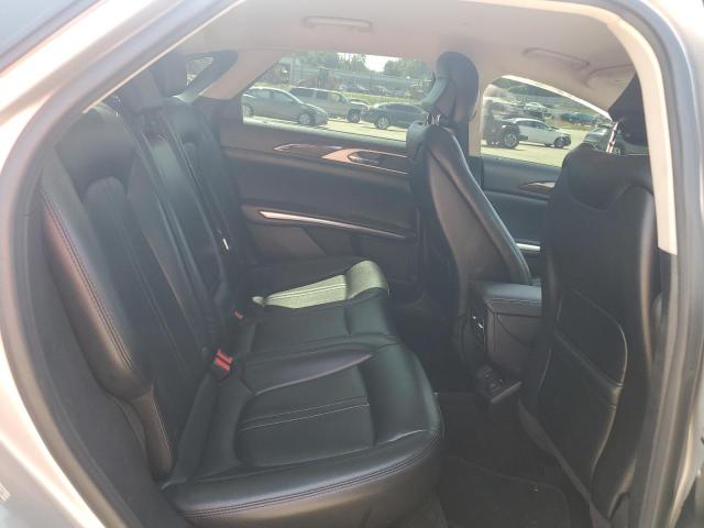 3LN6L2LU0GR631459 - 2016 LINCOLN MKZ HYBRID 银色 照片 10