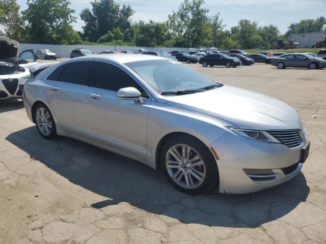 3LN6L2LU0GR631459 - 2016 LINCOLN MKZ HYBRID 银色 照片 4