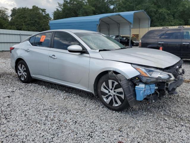 1N4BL4BV4MN352755 - 2021 NISSAN ALTIMA S SILVER photo 4