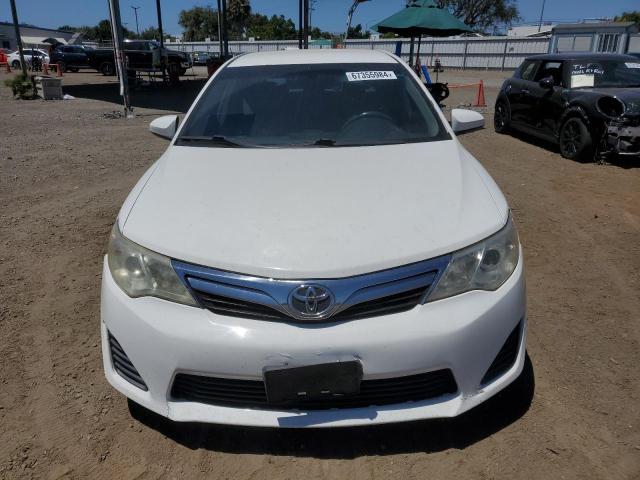 4T1BF1FK6CU186044 - 2012 TOYOTA CAMRY BASE WHITE photo 5