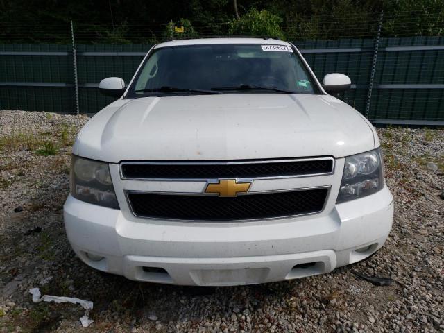 3GNFK22309G126060 - 2009 CHEVROLET AVALANCHE K1500 LT WHITE photo 5