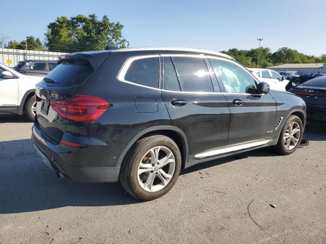 5UXTR9C54JLC73734 - 2018 BMW X3 XDRIVE30I BLACK photo 3