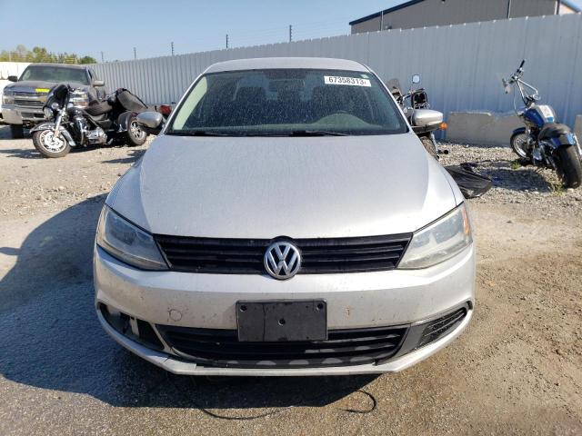 3VWDZ7AJ8BM340856 - 2011 VOLKSWAGEN JETTA SE SILVER photo 5