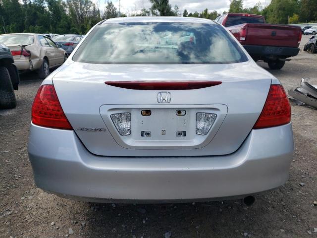 1HGCM55187A181421 - 2007 HONDA ACCORD VALUE SILVER photo 6