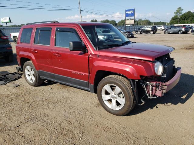 1C4NJRFB8FD379525 - 2015 JEEP PATRIOT LATITUDE RED photo 4