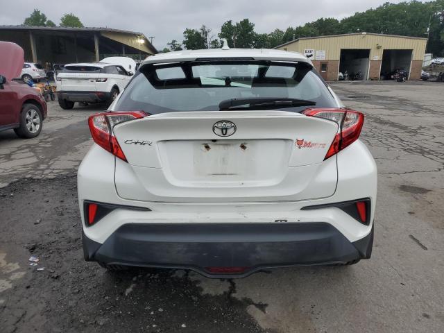 NMTKHMBX3JR040735 - 2018 TOYOTA C-HR XLE თეთრი ფოტო 6