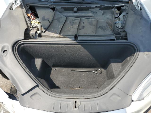 5YJSA1E29LF415619 - 2020 TESLA MODEL S Beyaz fotoğraf 12