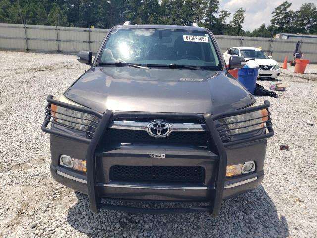 JTEZU5JR1B5027764 - 2011 TOYOTA 4RUNNER SR5 GRAY photo 5