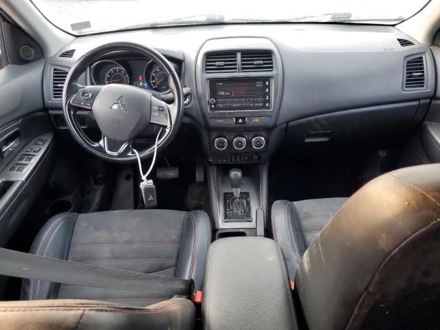 JA4AR3AW2JU000276 - 2018 MITSUBISHI OUTLANDER ES 红色 照片 8