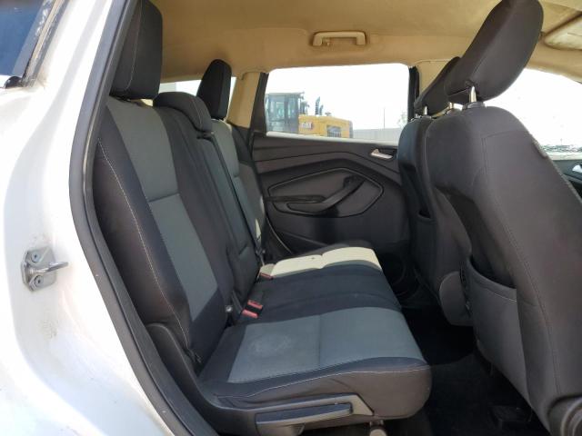 1FMCU9GD8JUC31863 - 2018 FORD ESCAPE SE Weiß Foto 11