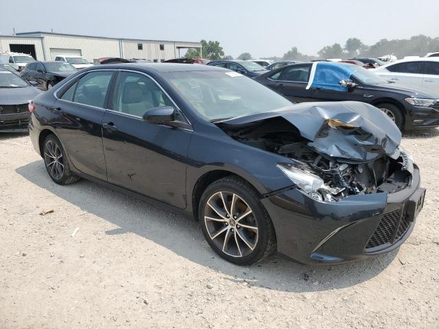 4T1BF1FK8FU958533 - 2015 TOYOTA CAMRY LE BLUE photo 4