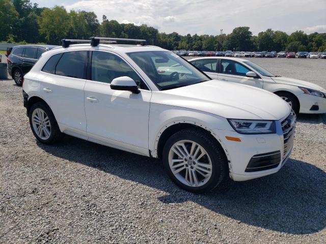 WA1CNAFY0J2222765 - 2018 AUDI Q5 PRESTIGE WHITE photo 4