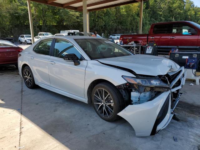 4T1G11AK0RU235081 - 2024 TOYOTA CAMRY SE NIGHT SHADE GRAY photo 4