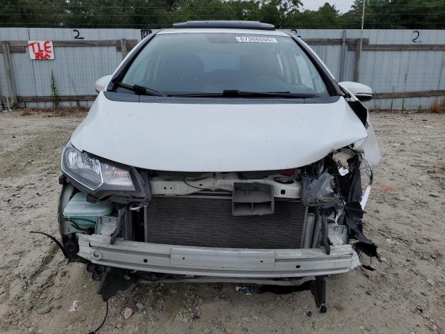 3HGGK5H87FM714960 - 2015 HONDA FIT EX WHITE photo 5