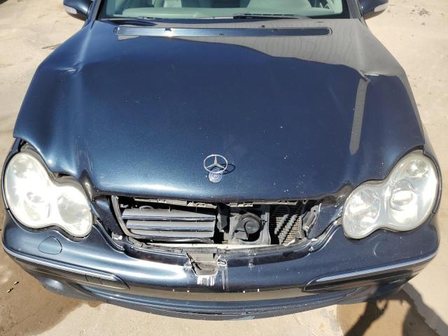 WDBRF81J55F642275 - 2005 MERCEDES-BENZ C 240 4MATIC BLUE photo 11