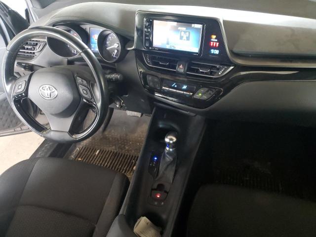 JTNKHMBX5J1009500 - 2018 TOYOTA C-HR XLE 灰色 照片 8