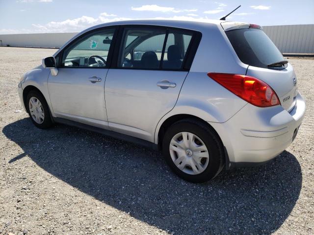 3N1BC1CP5BL418061 - 2011 NISSAN VERSA S SILVER photo 2