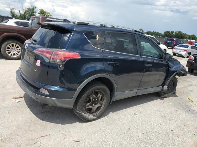 2T3ZFREV7JW498743 - 2018 TOYOTA RAV4 LE 蓝色 照片 3