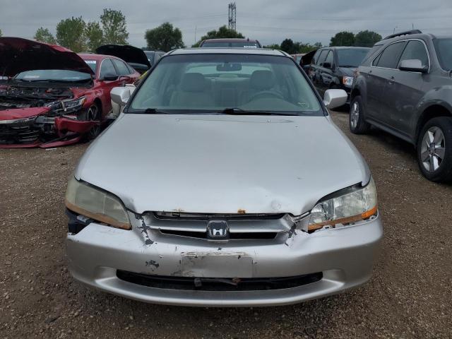 1HGCG5655XA017746 - 1999 HONDA ACCORD EX SILVER photo 5