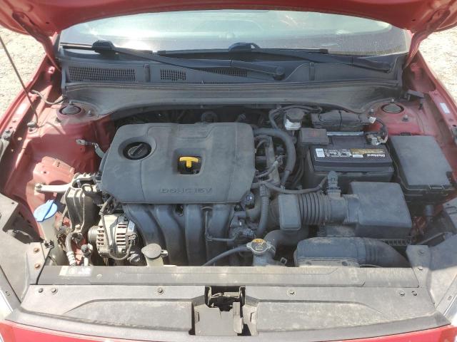 3KPF24AD2KE043990 - 2019 KIA FORTE FE RED photo 11