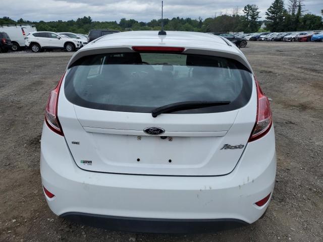 3FADP4EJXKM142819 - 2019 FORD FIESTA SE WHITE photo 6
