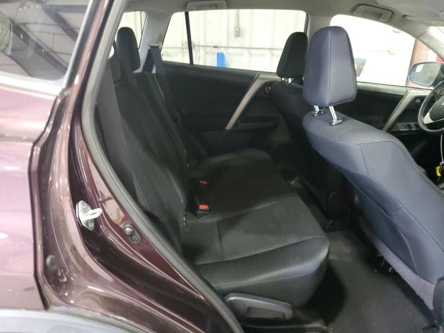 2T3BFREVXJW725005 - 2018 TOYOTA RAV4 LE BURGUNDY photo 11