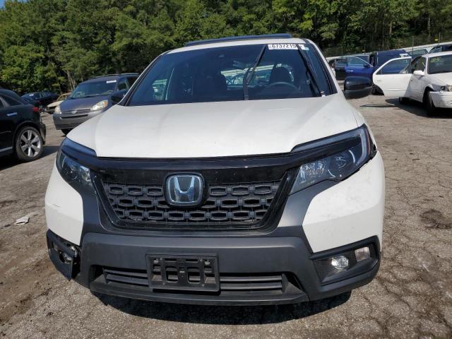 5FNYF8H58MB011982 - 2021 HONDA PASSPORT EXL WHITE photo 5
