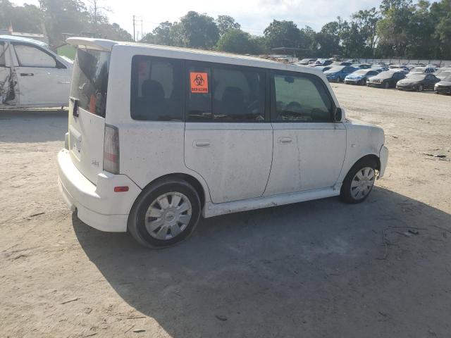 JTLKT324264084751 - 2006 TOYOTA SCION XB WHITE photo 3