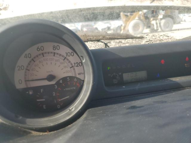 JTLKT324264084751 - 2006 TOYOTA SCION XB WHITE photo 9