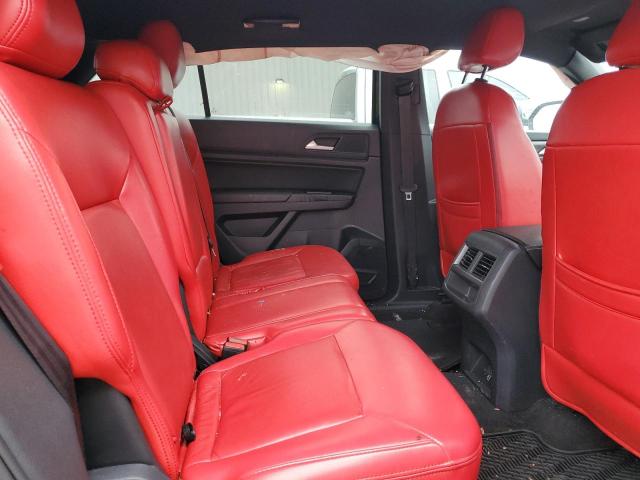 1V24C2CA8LC203969 - 2020 VOLKSWAGEN ATLAS CROS SE Черный фото 11