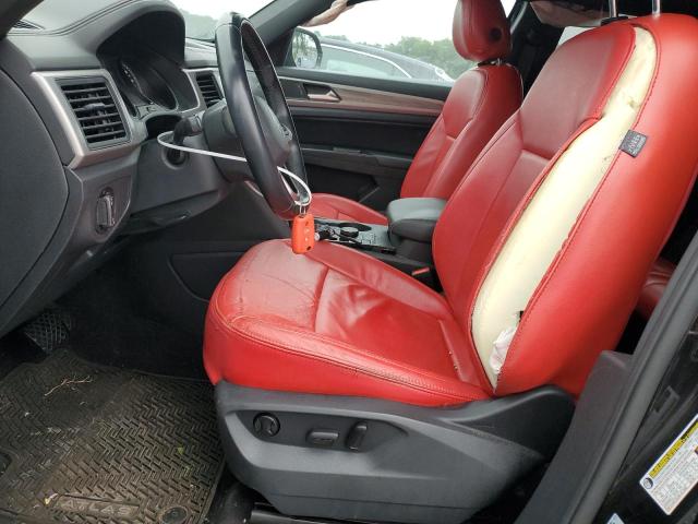 1V24C2CA8LC203969 - 2020 VOLKSWAGEN ATLAS CROS SE Черный фото 7