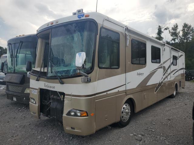 1RF22464722020105 - 2002 ROADMASTER RAIL RAISED RAI TWO TONE photo 2