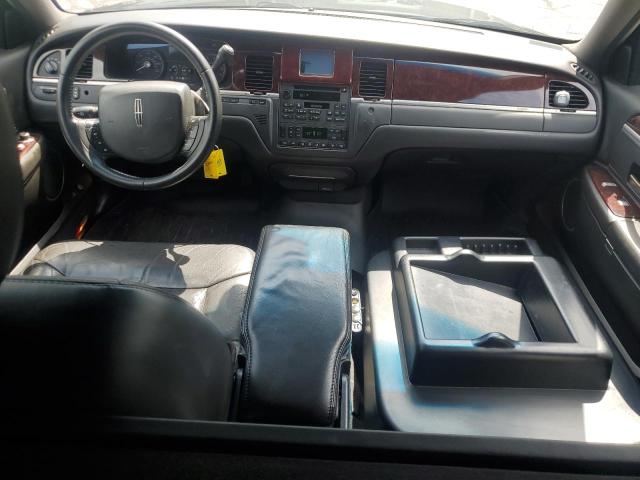 2L1FL8JW0BX755489 - 2011 LINCOLN TOWN CAR EXECUTIVE Schwarz Foto 8