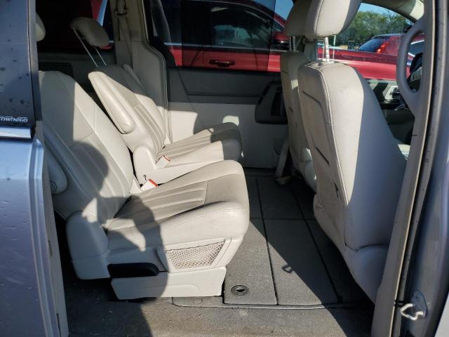 2A8HR54P68R731412 - 2008 CHRYSLER TOWN & COU TOURING 银色 照片 11