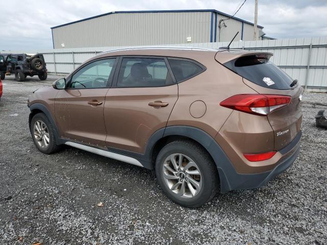 KM8J33A45HU438169 - 2017 HYUNDAI TUCSON LIMITED BROWN photo 2