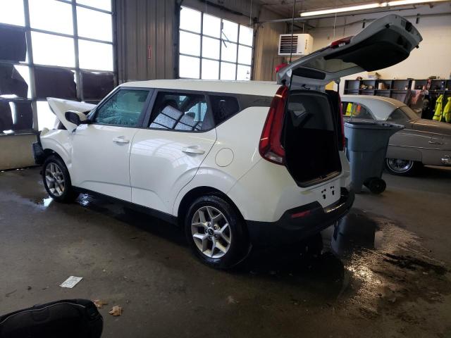 KNDJ23AU3M7138372 - 2021 KIA SOUL LX WHITE photo 2