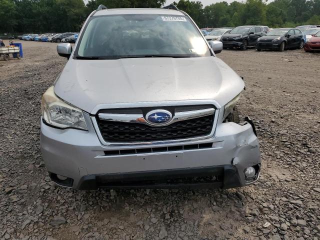 JF2SJADC7FH402982 - 2015 SUBARU FORESTER 2.5I PREMIUM SILVER photo 5