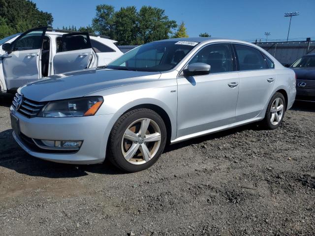 2015 VOLKSWAGEN PASSAT S, 