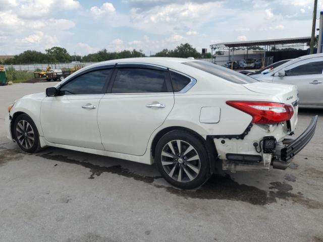 1N4AL3AP1HC470742 - 2017 NISSAN ALTIMA 2.5 WHITE photo 2