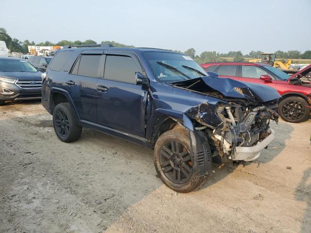 JTEBU5JR4J5579081 - 2018 TOYOTA 4RUNNER SR5/SR5 PREMIUM Синій фото 4