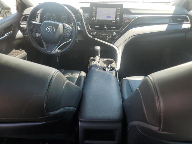 4T1G11AK8PU720047 - 2023 TOYOTA CAMRY SE NIGHT SHADE WHITE photo 8