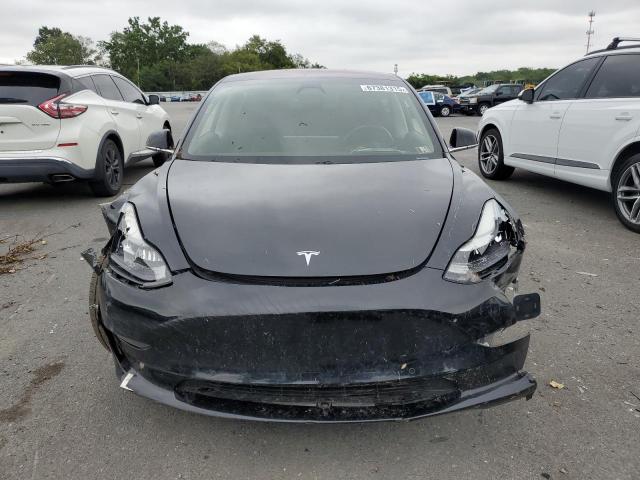 5YJ3E1EAXJF152621 - 2018 TESLA MODEL 3 შავი ფოტო 5