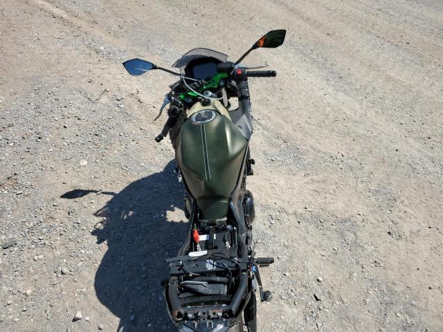 ML5EXER17RDAD3506 - 2024 KAWASAKI EX650 R GREEN photo 6