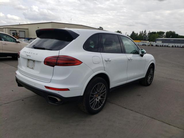 WP1AA2A26JKA03986 - 2018 PORSCHE CAYENNE WHITE photo 3